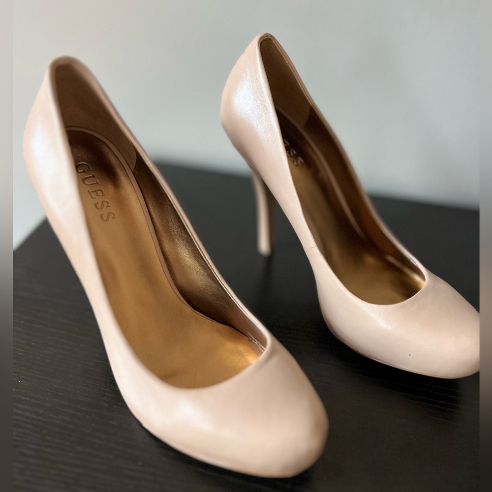 Neutral color heels!
